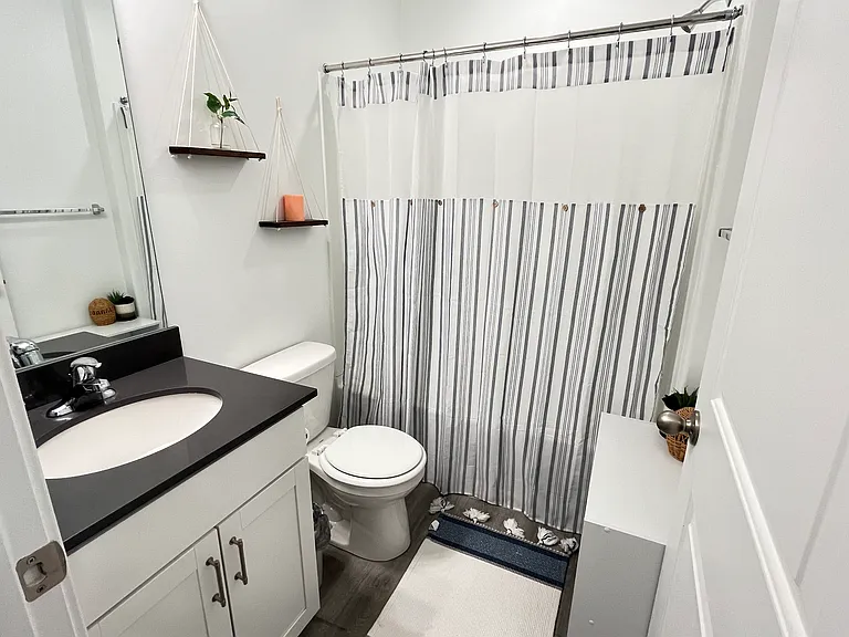 1061 E Waterway Ln — Photo 10