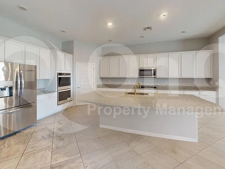 9971 N Cardon Grande Trl — Photo 2