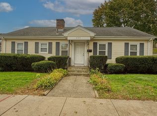 499 Maple St, Fall River, MA 02720