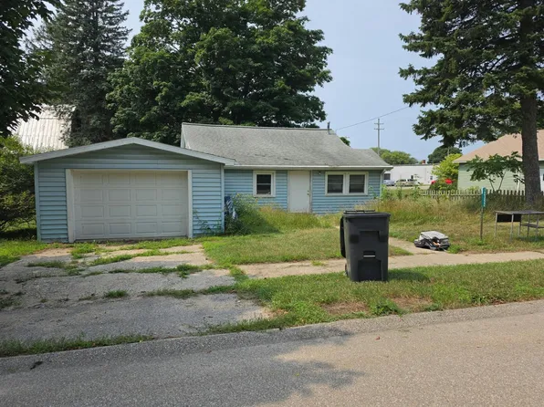 12352 Virginia St, Bear Lake, MI 49614