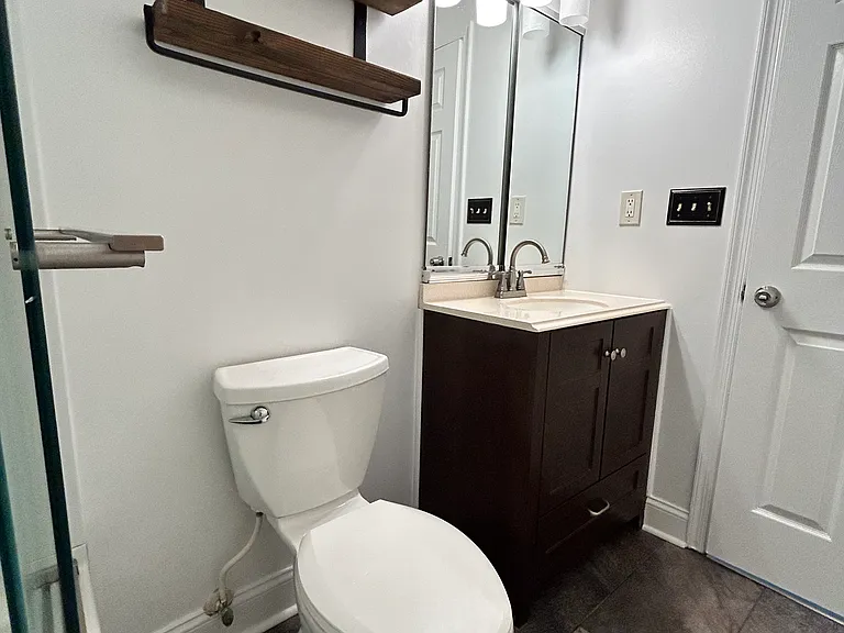 12 Wyndham Pl #12 — Photo 21