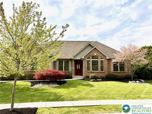 4469 Lisa Ln, Allentown, PA 18103