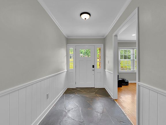 3rd image of 720 Parkins Mill Rd