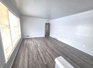 28580 Parkwood St, Inkster, MI 48141