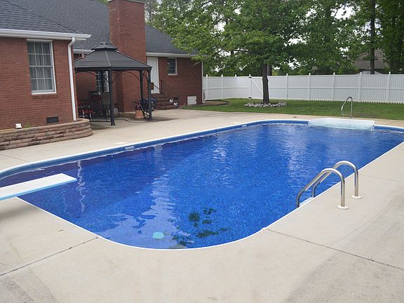 4th image of 57 Lynch St #42