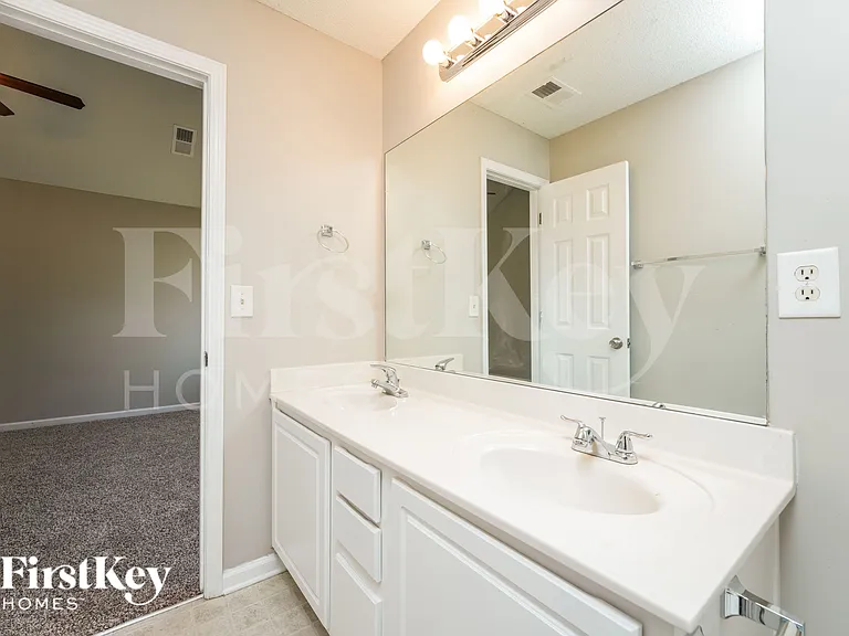 255 Fieldview Ln — Photo 14