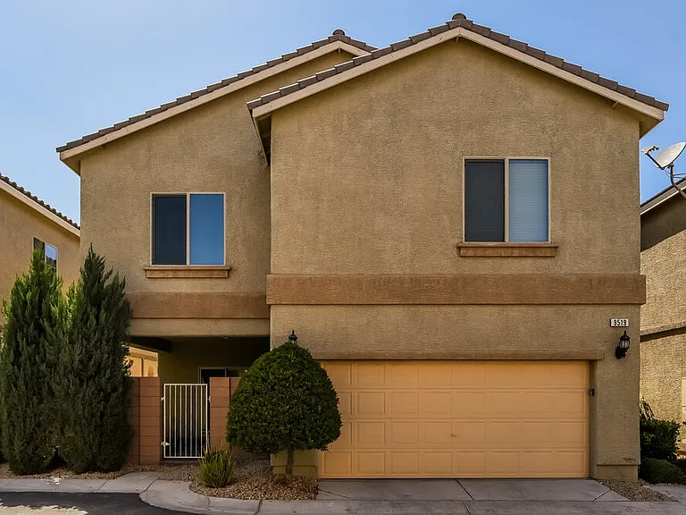 9519 Vega Carpio Ave — Photo 1