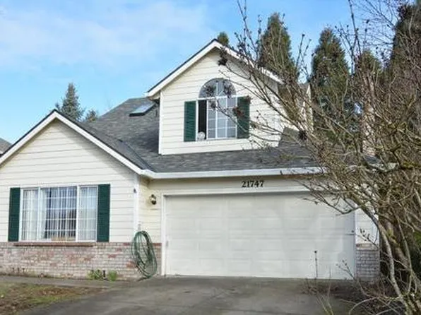 21747 SW Hudgik Ct, Beaverton, OR 97003