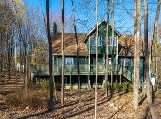 122 Wildwood Cir, Bloomingburg, NY 12721