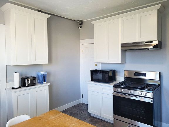 2nd image of 475 Nantasket Ave #7