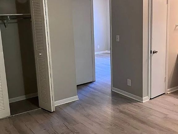 4th image of 3161 Ridge Ave APT 2