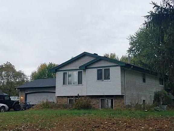 3rd image of 1717 143rd Ln NE
