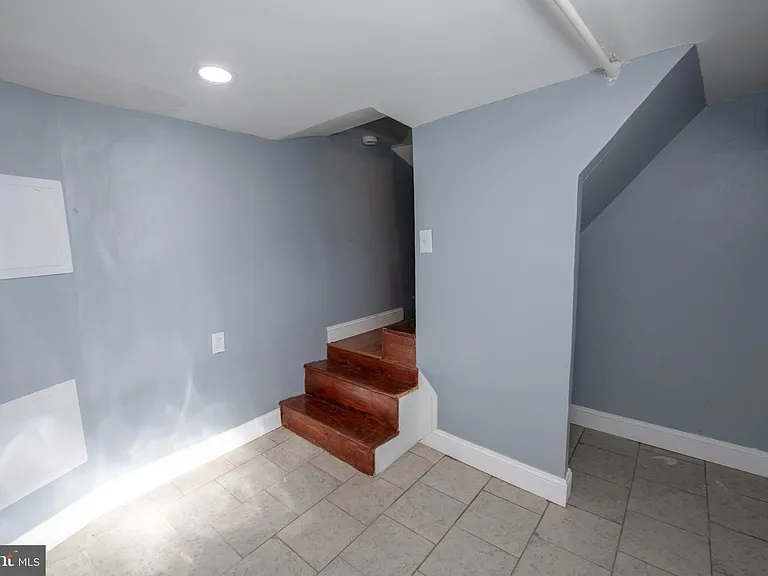 606 Green St — Photo 28