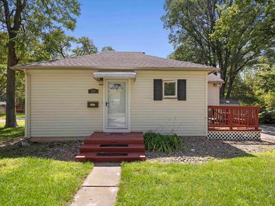 711 E 10th Ave, Hutchinson, KS, 67501