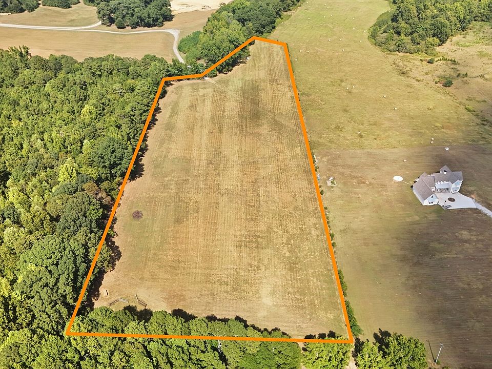 1st image of 653 Spears Rd