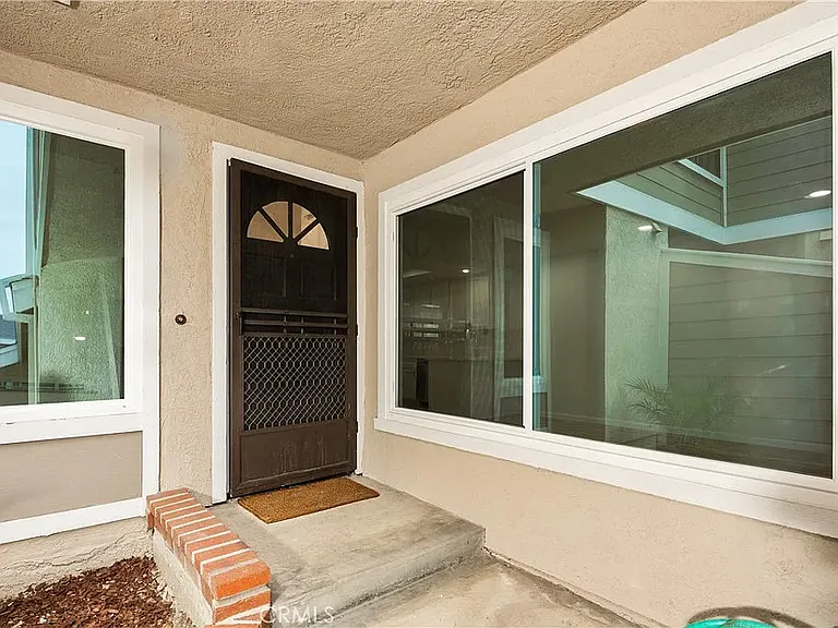 22195 Summit Hill Dr — Photo 15