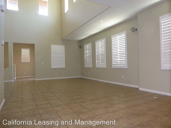 4th image of 25424 Eagle Ln