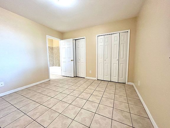 5th image of 4903 York St APT 104