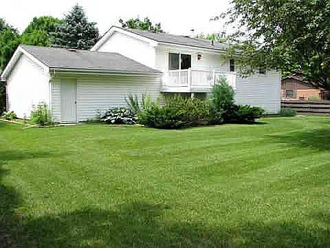 3rd image of 1706 Erin Dr