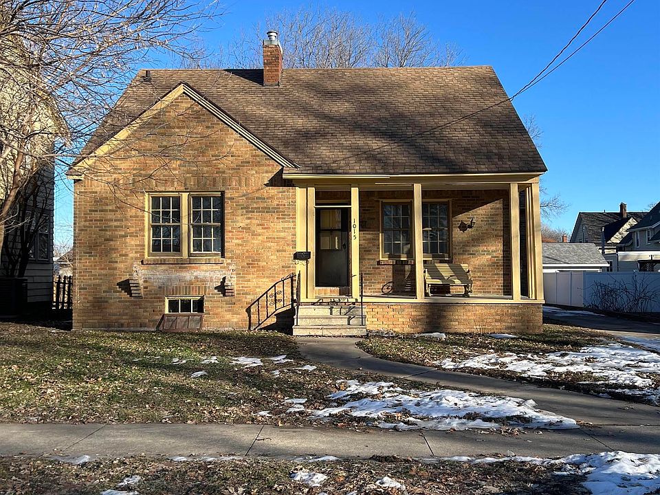 1st image of 1015 N Jefferson Ave