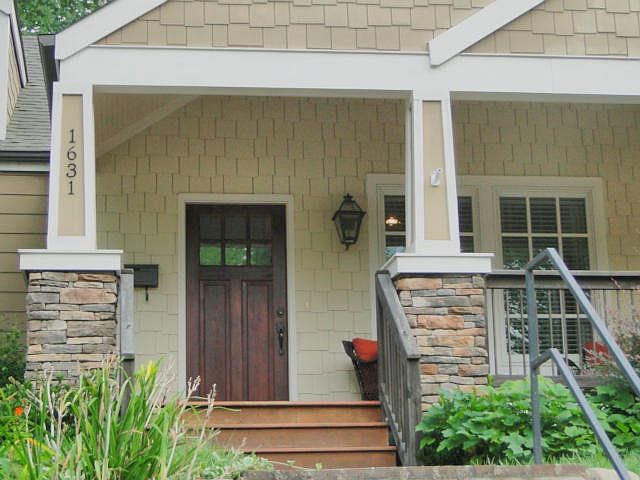 2nd image of 1631 Bickett Blvd