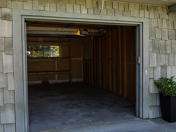 5th image of 77 S 1st St