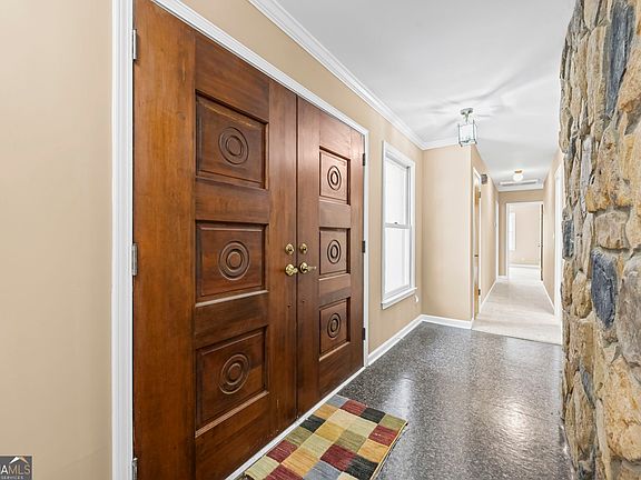 5th image of 166 Muse Rd