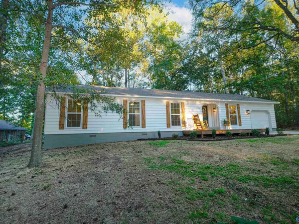 2102 Evans Dr NW, Hartselle, AL 35640