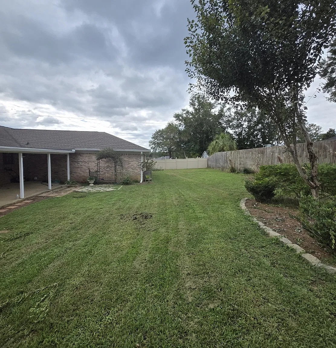 3 bed, 2.0 bath, 2175 sqft, $2,500 — Photo 3
