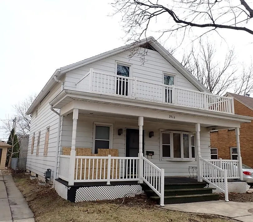2916 South 60th STREET photo 1