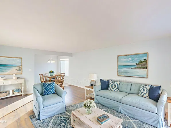 4922 Kona Dr, 4922 Kona Dr APT D, Huntington Beach, CA 92649