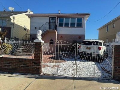 560 Beach 67th Street, Far Rockaway, NY, 11692