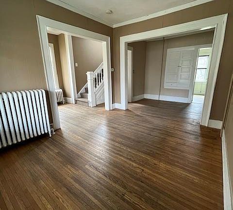3rd image of 305 Poplar St APT 1
