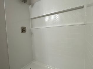 303 E Calhoun St #11, El Campo, TX 77437