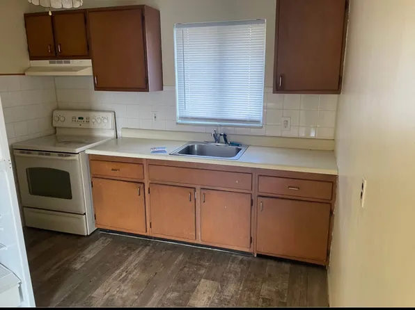 17650 Palmer St #1, Melvindale, MI 48122