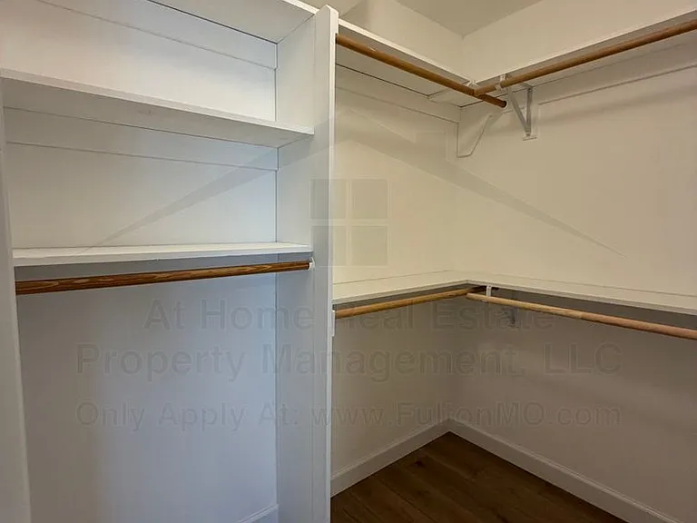 1011 Greystone Ct — Photo 16