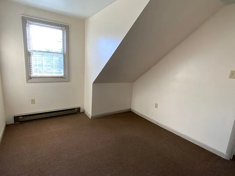 114 Millersville Rd — Photo 7