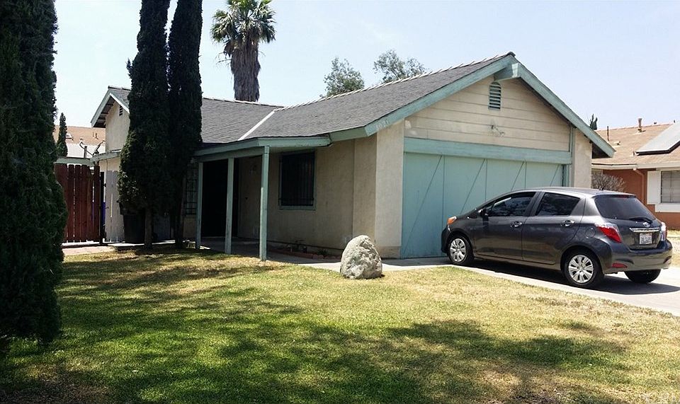 1st image of 8020 Oleander Ave