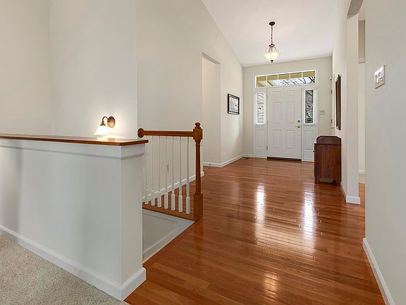 2nd image of 137 River Breeze Way