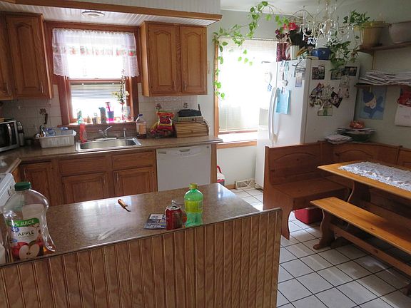 5th image of 4925 S La Crosse Ave
