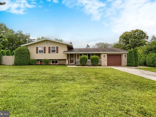 6407 Glenwood St, Mechanicsburg, PA 17050