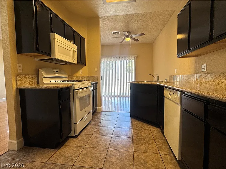 514 Brightwater St — Photo 13