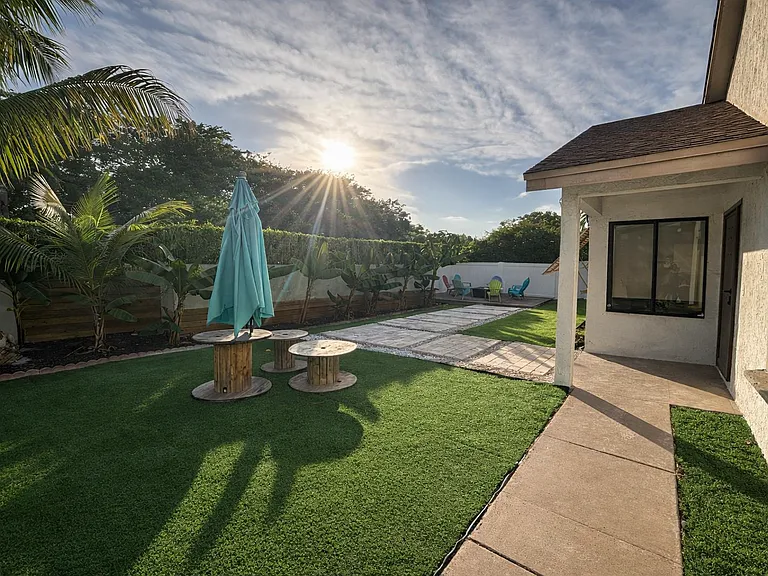 21581 Yellowstone Park Dr — Photo 3