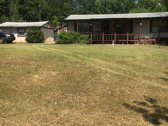 FRONT OF HOUSE WITH STORAGE 