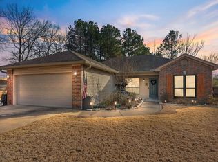 1703 Hidden Creek Dr, Bryant, AR 72022