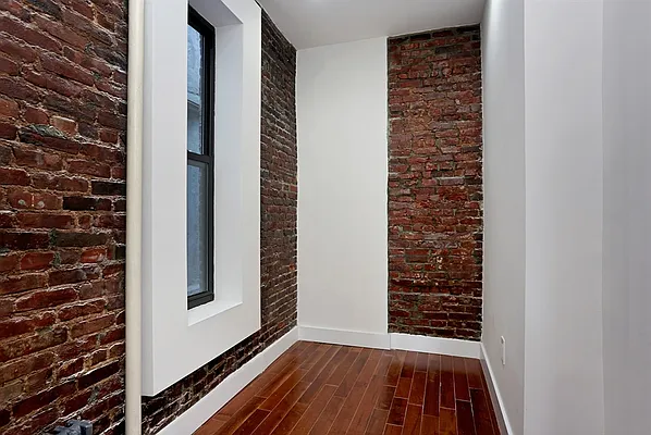 Rented by Triumph Property Group | media 10