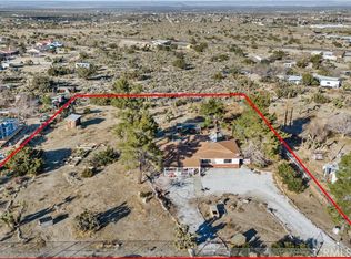 590 Smoketree Rd, Pinon Hills, CA 92372
