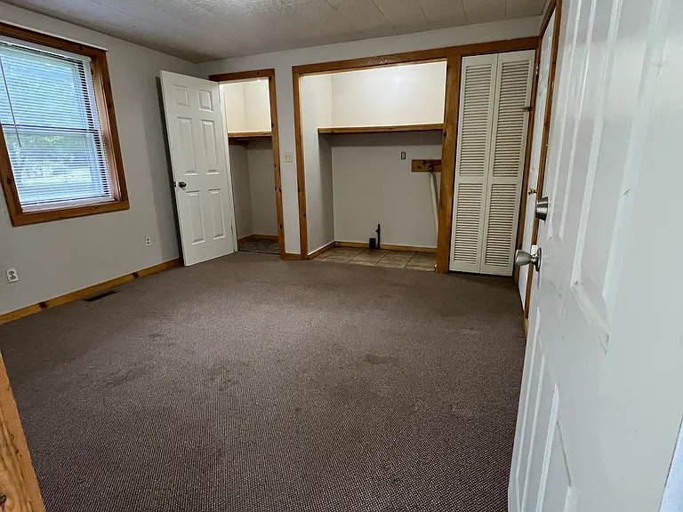 260 Allen St #A — Photo 12