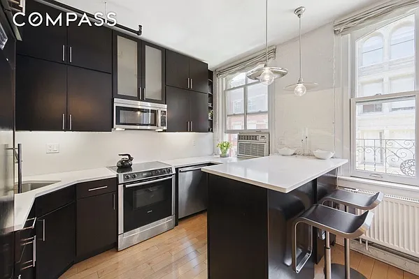 Rented by Compass | media 11