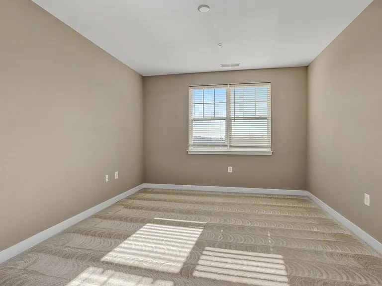 Avanti Luxury Apartments — Photo 62